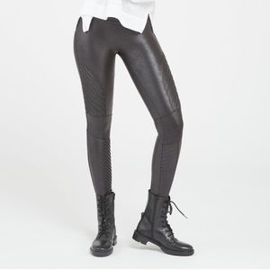 SPANX Faux Leather Moto Leggings Very Black - Large